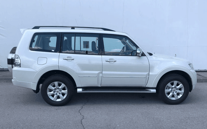 Mitsubishi Pajero 2021